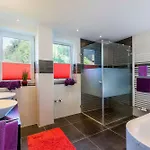 Moderne Mit Fasssauna Und Kamin Im Laendl. Allgaeu Appartement Eggenthal
