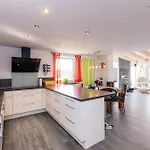 Appartement Moderne Mit Fasssauna Und Kamin Im Laendl. Allgaeu