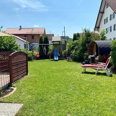 Moderne Mit Fasssauna Und Kamin Im Laendl. Allgaeu Eggenthal